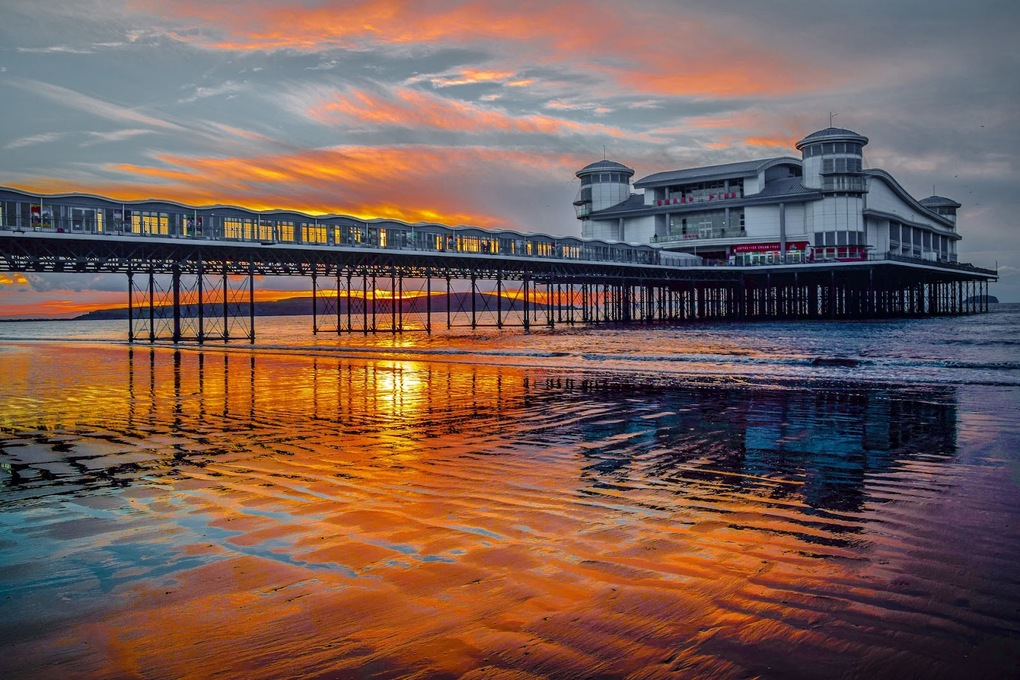 Top 7 Unmissable UK Seaside Towns in 2025
